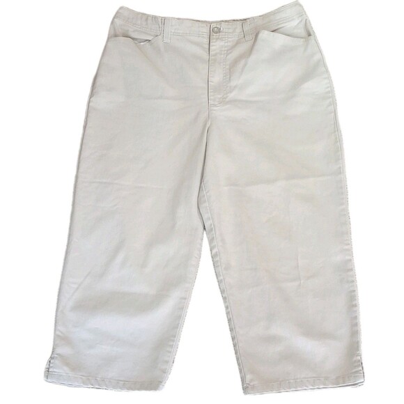 Gloria Vanderbilt Pants - GLORIA VANDERBILT Women's Size 14 Khaki Pleated Capri Pants Cotton Blend Khakis